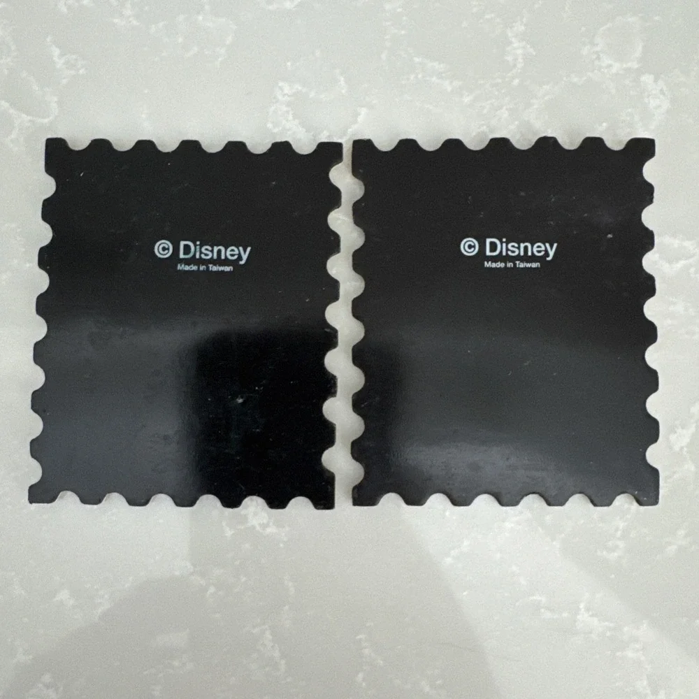 Vintage Minnie  & Mickey Mouse WALT DISNEY WORLD RUBBER REFRIGERATOR  MAGNETS